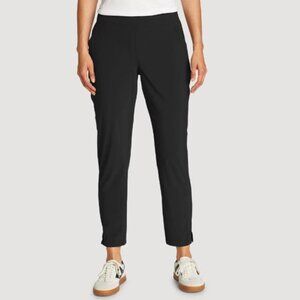 Eddie Bauer black ladies traveler pants in size XL.